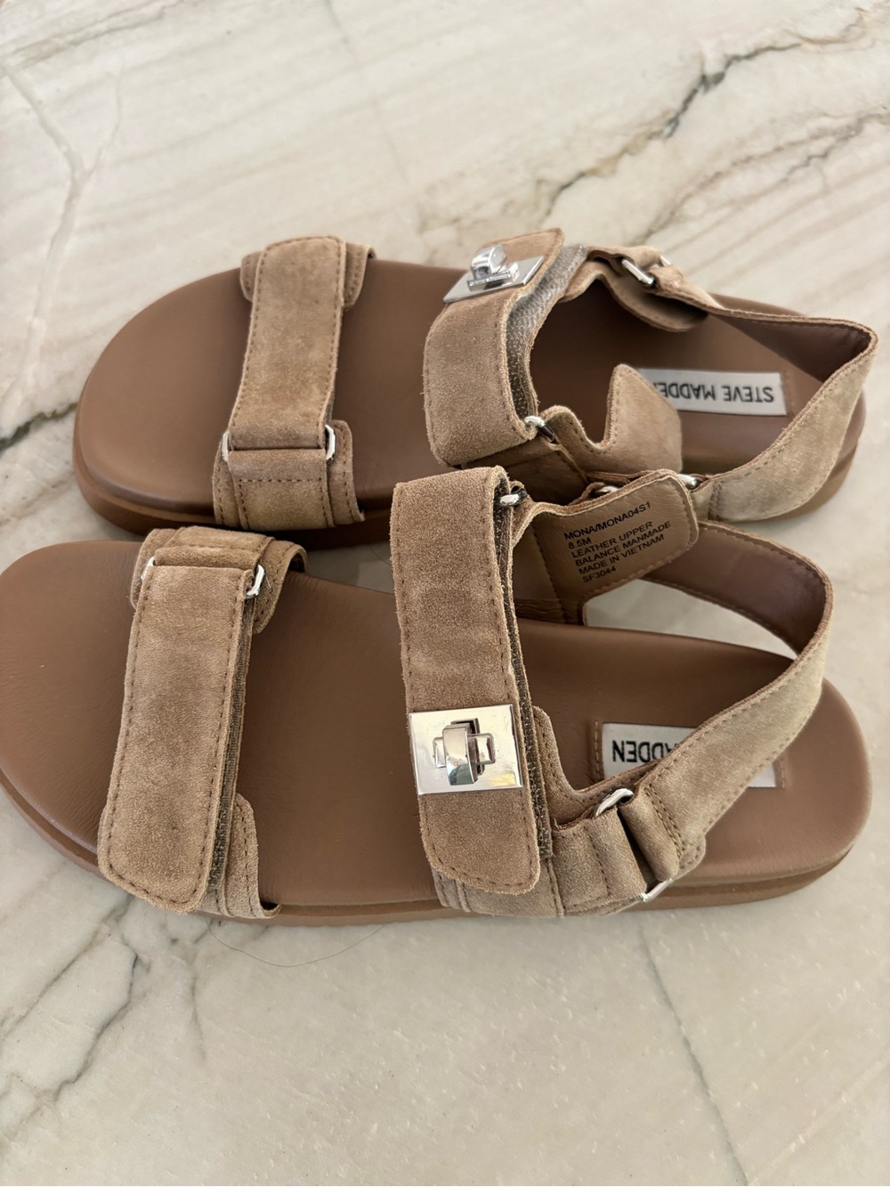 Steve Madden Women’s Mona Tan Suede/leather Sandals, adjustable strap, size 8.5